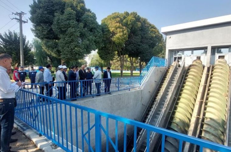 بازدید گروه ارزیابی آبفای کشور از تصفیه خانه فاضلاب شاهین شهر بازدید گروه ارزیابی آبفای کشور از تصفیه خانه فاضلاب شاهین شهر