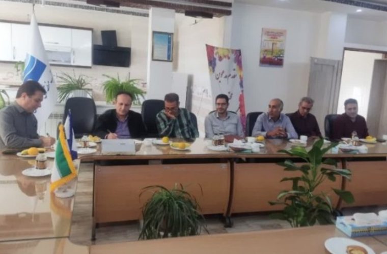 بازدید معاون حفاظت بهره برداری شرکت آب منطقه ای اصفهان از اداره منابع آب شهرستان برخوار