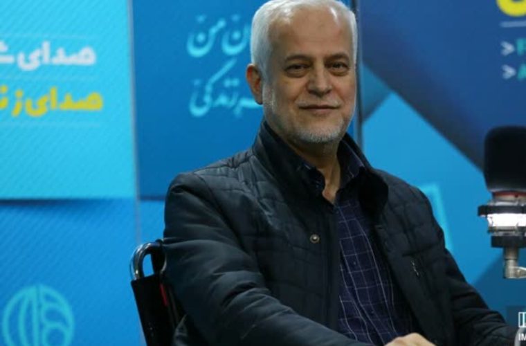 تحویل ۷ دستگاه اتوبوس دوکابین به شهرداری اصفهان