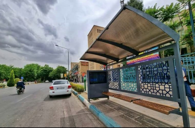 تجهیز ۵۰ ایستگاه اتوبوس پرتردد شهر اصفهان به مانیتور