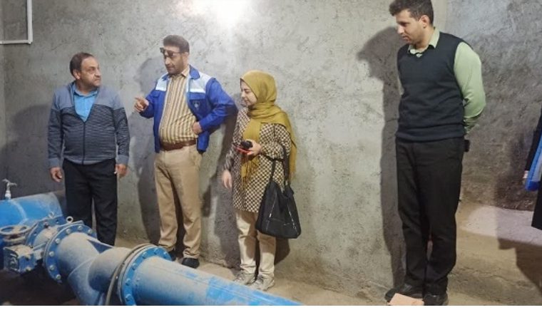 بازدید کارشناسان مرکز بهداشت از تاسیسات آبفا منطقه بادرود