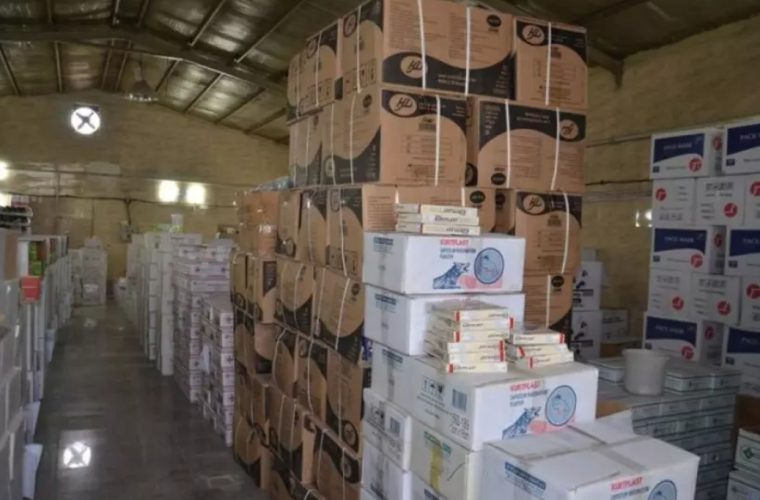 لوازم خانگی قاچاق در کارخانه سنبگری