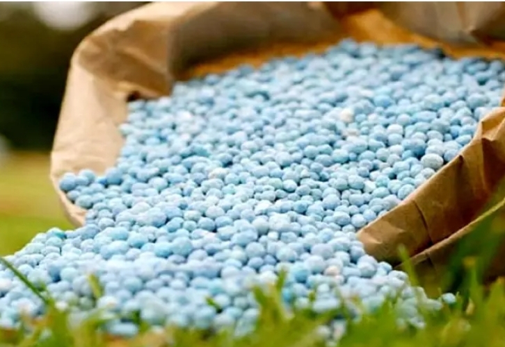 وصول جریمه گرانفروشی کود شیمیایی در اصفهان