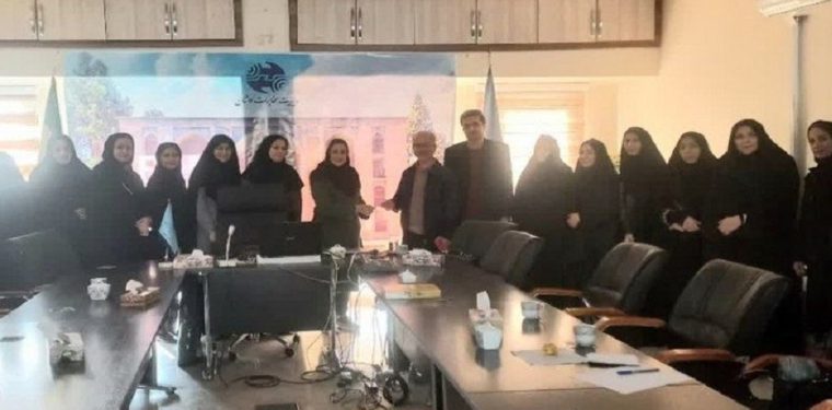 تقدیر از بانوان همکار مدیریت مخابرات کاشان