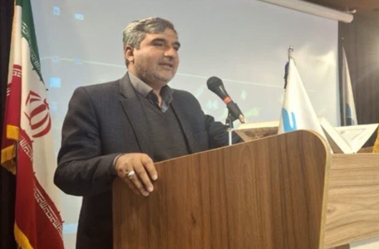 حضور مدیر کل دامپزشکی استان اصفهان در جمع دانشجویان دانشگاه آزاد اسلامی واحد شاهین شهر