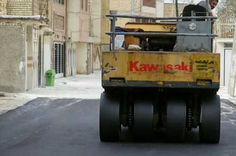 اجرای بیش از ۷۰ هزار مترمربع آسفالت طی سال جاری در منطقه ۶ اجرای بیش از ۷۰ هزار مترمربع آسفالت طی سال جاری در منطقه ۶