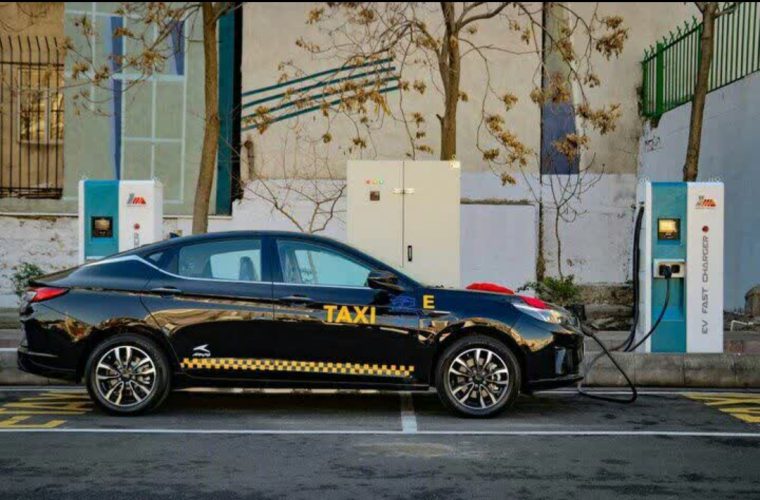 سرویس‌دهی ۵۰ تاکسی برقی به‌صورت دربستی در مسیرهای گردشگری اصفهان