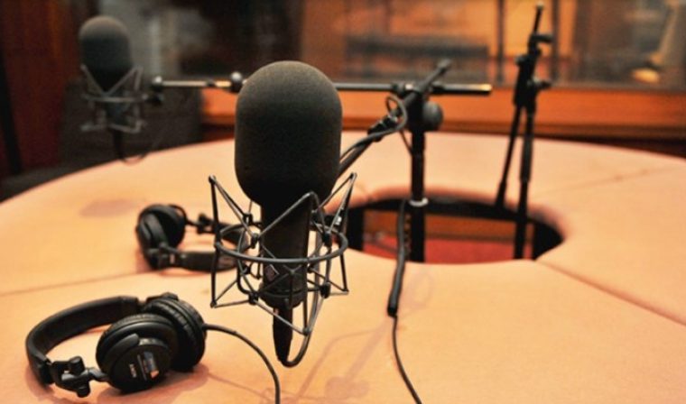 تجدید نظر کنید در رفتارهای نظارتی