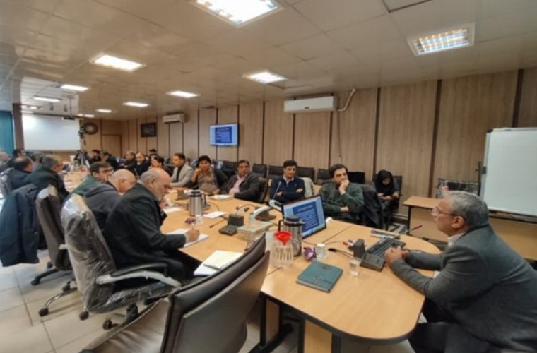 تدریس دوره ی آموزشی بیماری سل توسط کارشناسان سازمان دامپزشکی کشور