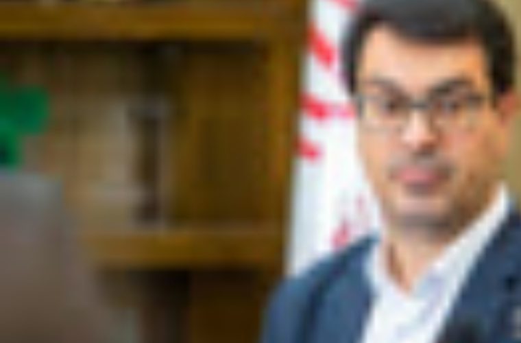 «حمل و نقل همگانی و پاک»، مهم ترین رویکرد بودجه ۱۴۰۴ شهرداری اصفهان