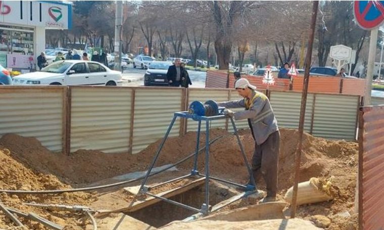 ۲۰۰ متر اصلاح شبکه فاضلاب در شاهین شهر ۲۰۰ متر اصلاح شبکه فاضلاب در شاهین شهر