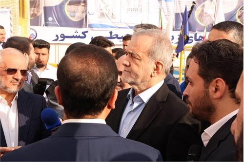 رییس جمهور از طرح جامع فاضلاب اهواز بازدید کرد رییس جمهور از طرح جامع فاضلاب اهواز بازدید کرد