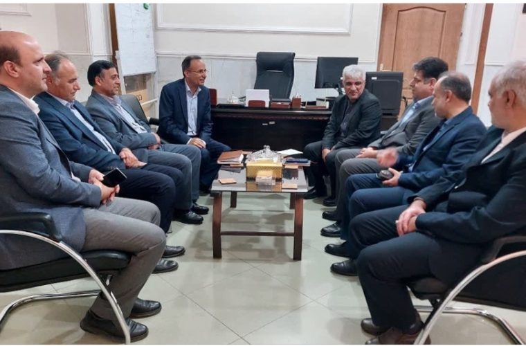 نشست سرپرست مخابرات استان و فرماندار شهرستان