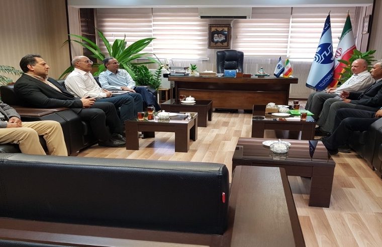 دیدار اعضای هیات مدیره تعاونی مصرف کارکنان مخابرات اصفهان با سرپرست مخابرات منطقه