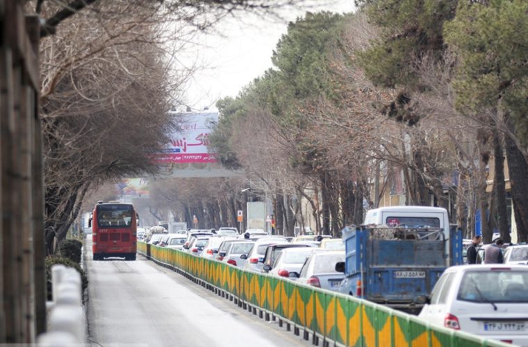 ۲۰ ایستگاه اتوبوس تندرو در خیابان پروین در حال احداث است