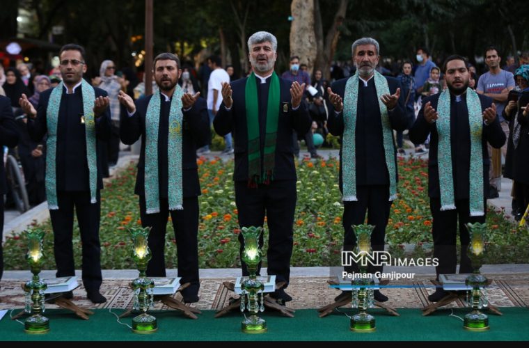 شهروندان منطقه یک میهمان ویژه برنامه های دهه کرامت می شوند