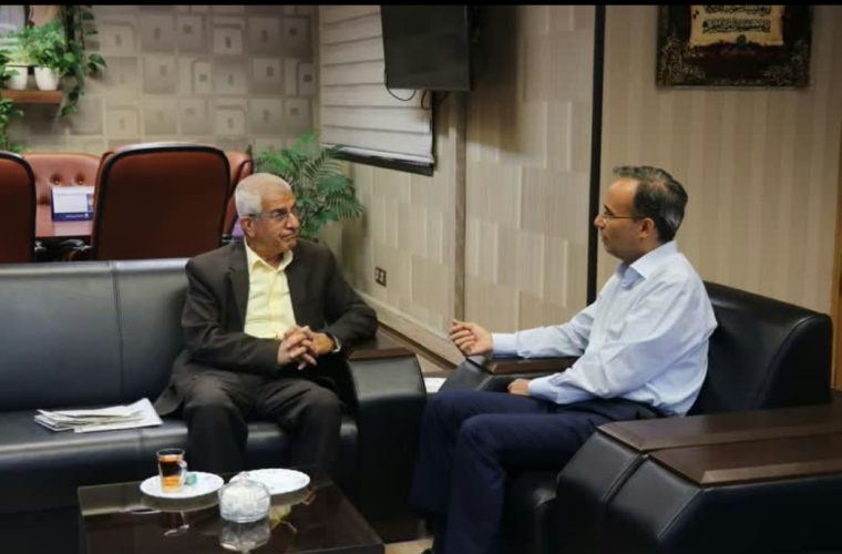 دیدار خبرنگار فعال حوزه ارتباطات با سرپرست مخابرات منطقه اصفهان دیدار خبرنگار فعال حوزه ارتباطات با سرپرست مخابرات منطقه اصفهان