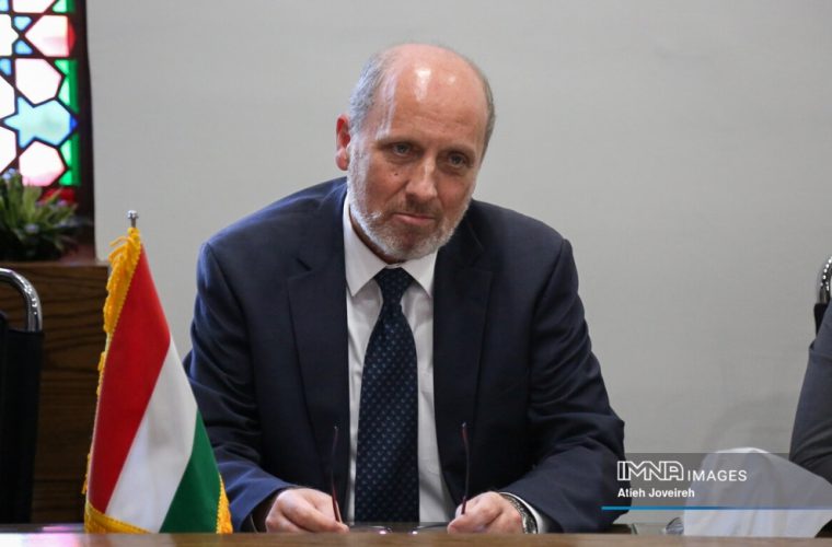 اصفهان از ظرفیت های خوبی در حوزه گردشگری برخوردار است