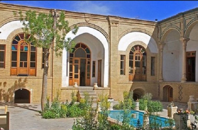 خانه روغنی به موزه صنایعدستی بانوان تبدیل می شود خانه روغنی به موزه صنایعدستی بانوان تبدیل می شود