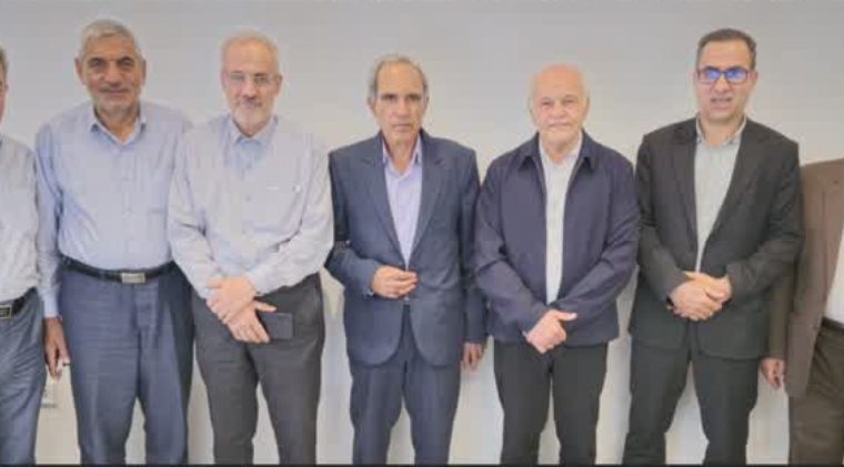 با توجه به فرارسیدن روزجهانی شیر با توجه به فرارسیدن روزجهانی شیر