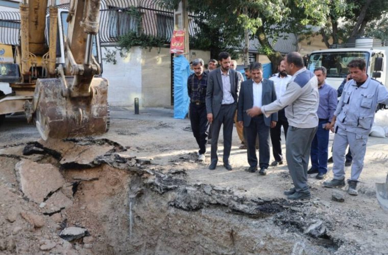 ۴۴ کیلومتر از شبکه فاضلاب شهر اصفهان به مرحله فرسودگی شدید رسیده است ۴۴ کیلومتر از شبکه فاضلاب شهر اصفهان به مرحله فرسودگی شدید رسیده است