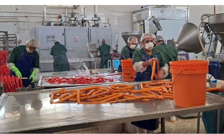 جمع آوری مواد اولیه تاریخ گذشته از خط تولید کارخانه