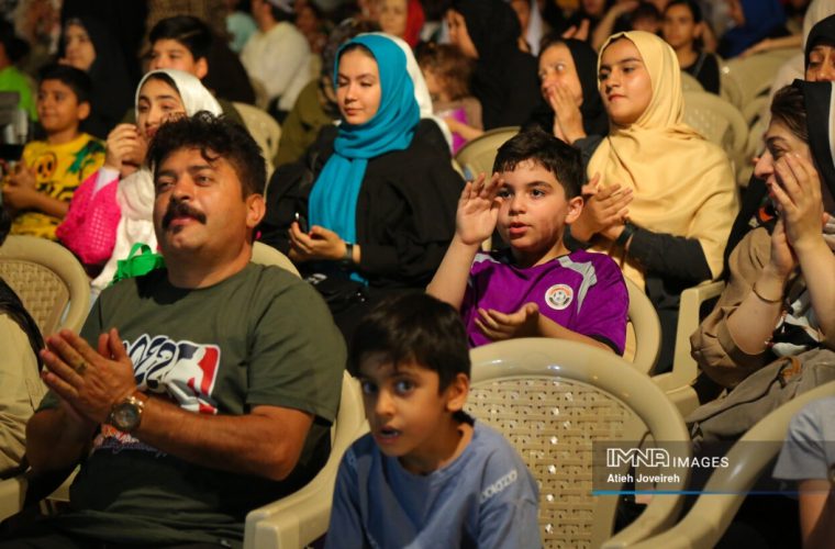 اجرای ۲۴ عنوان برنامه ویژه دهه ولایت در منطقه ۵ اجرای ۲۴ عنوان برنامه ویژه دهه ولایت در منطقه ۵