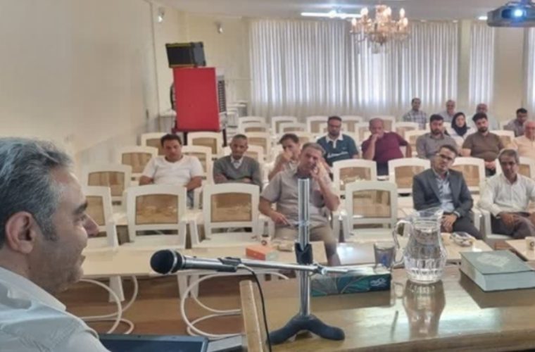 برگزاری کلاس آموزشی امنیت زیستی و قرنطینه در شهرستان تیران و کرون برگزاری کلاس آموزشی امنیت زیستی و قرنطینه در شهرستان تیران و کرون