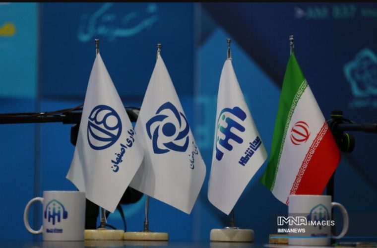 رادیو صدای شهر شانزده ساله شد رادیو صدای شهر شانزده ساله شد