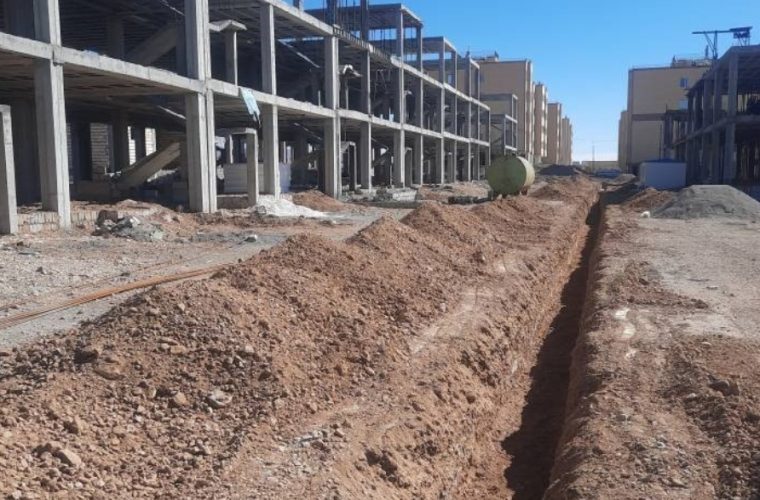 پایان عملیات لولهگذاری شبکه توزیع آب ۵۸۴ واحد مسکن ملی شهر تیران پایان عملیات لولهگذاری شبکه توزیع آب ۵۸۴ واحد مسکن ملی شهر تیران