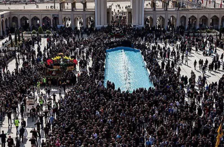 راهپیمایی حرم تا حرم در اصفهان آیینی از عشق و وفاداری راهپیمایی حرم تا حرم در اصفهان آیینی از عشق و وفاداری