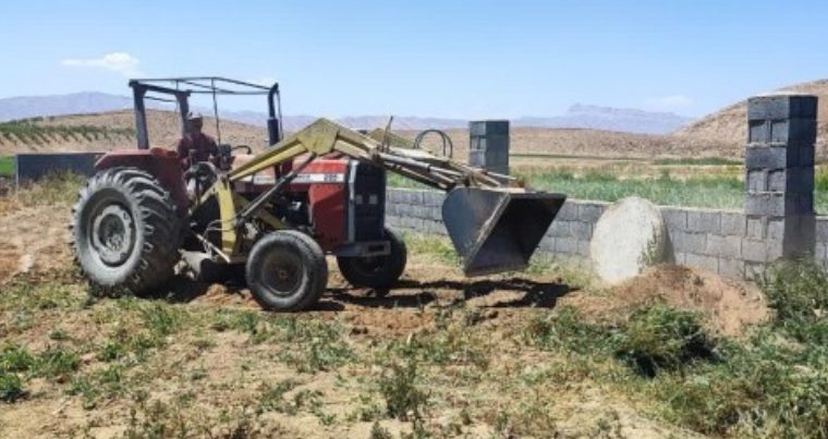 چاه غیر مجاز در شهرستان سمیرم با تعامل سازنده پر و مسدود شد