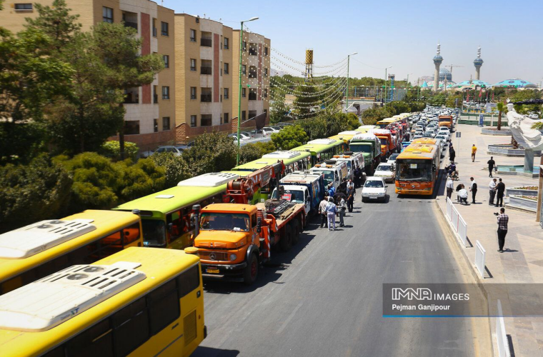 اعزام ۴۰ دستگاه اتوبوس به مرز مهران ویژه زائران اربعین حسینی(ع)