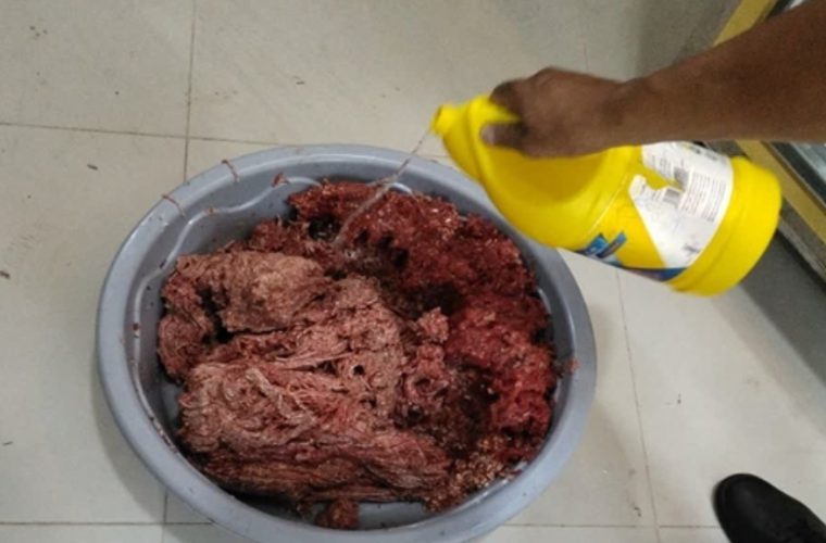 بیش از یک هزار کیلوگرم فراورده خام دامی در شهرستان اصفهان بیش از یک هزار کیلوگرم فراورده خام دامی در شهرستان اصفهان