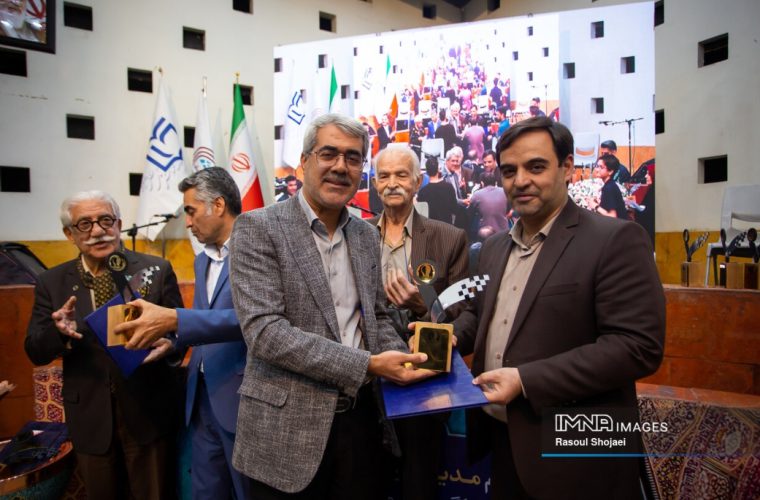 درخشش شهرداری اصفهان در چهارمین «جشنواره ملی ایدههای خلاق روابط عمومی» درخشش شهرداری اصفهان در چهارمین «جشنواره ملی ایدههای خلاق روابط عمومی»