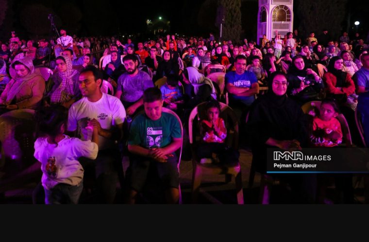 برپایی جشنوارههای خلاقیت و هنر ویژه کودکان و بانوان در منطقه برپایی جشنوارههای خلاقیت و هنر ویژه کودکان و بانوان در منطقه