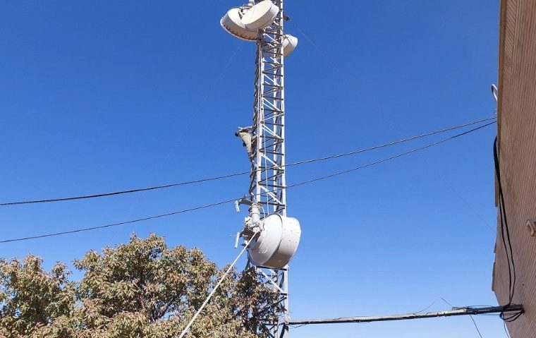 مانور عملیاتی مخابرات منطقه اصفهان در حوزه شبکه به مناسبت هفته پدافند غیرعامل مانور عملیاتی مخابرات منطقه اصفهان در حوزه شبکه به مناسبت هفته پدافند غیرعامل