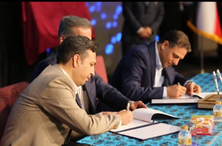 امضای تفاهم نامه همکاری میان شرکت مخابرات ایران، هلدینگ آسمان و گروه انتخاب برای توسعه زیست بوم زندگی هوشمند امضای تفاهم نامه همکاری میان شرکت مخابرات ایران، هلدینگ آسمان و گروه انتخاب برای توسعه زیست بوم زندگی هوشمند
