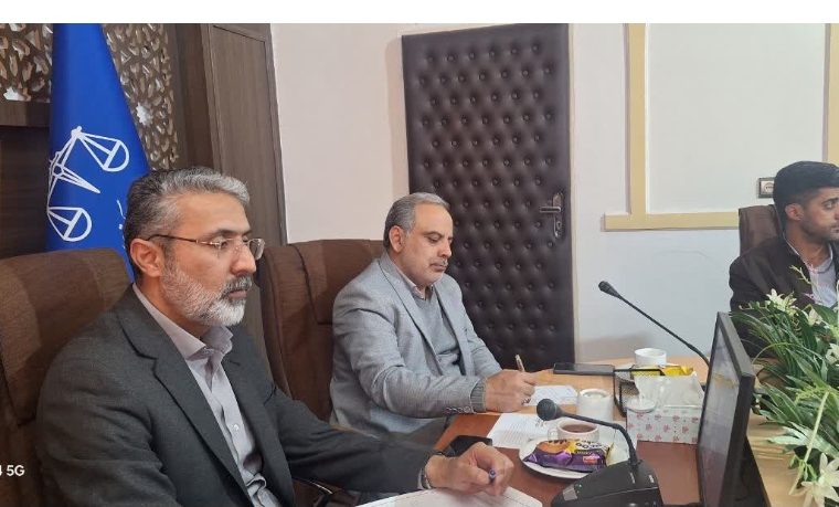 روز پاس داشت قانون اساسی با حقوقدان روز پاس داشت قانون اساسی با حقوقدان