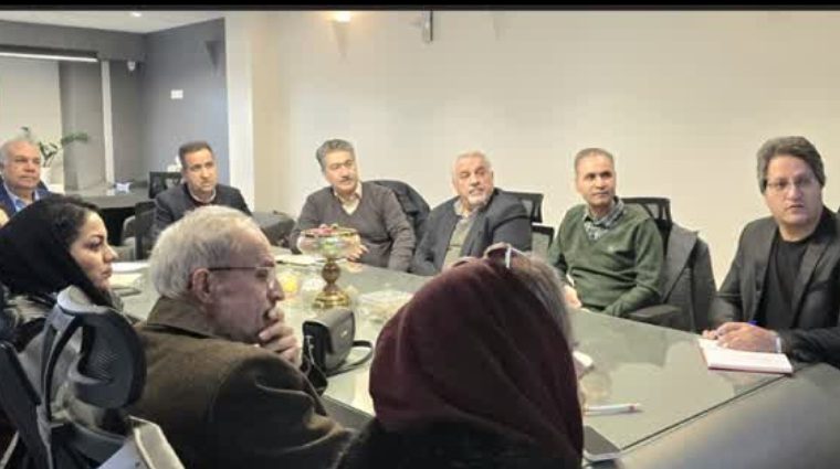 برگزاری جلسه مشترک اتحادیه دامداران استان اصفهان و #انجمن_تغذیه استان با محوریت افزایش سرانه مصرف شیر برگزاری جلسه مشترک اتحادیه دامداران استان اصفهان و #انجمن_تغذیه استان با محوریت افزایش سرانه مصرف شیر