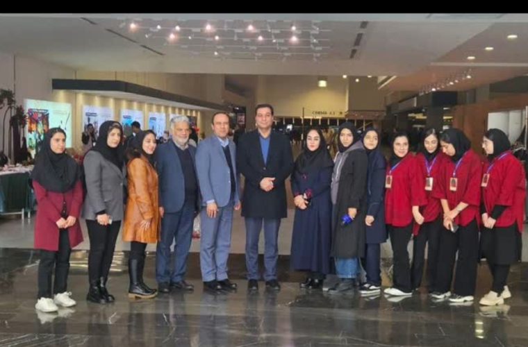 برپایی بازارچه کارآفرینی دانشآموزان دراصفهان برپایی بازارچه کارآفرینی دانشآموزان دراصفهان